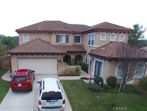 512 Roosevelt Ct, Simi Valley, CA 93065