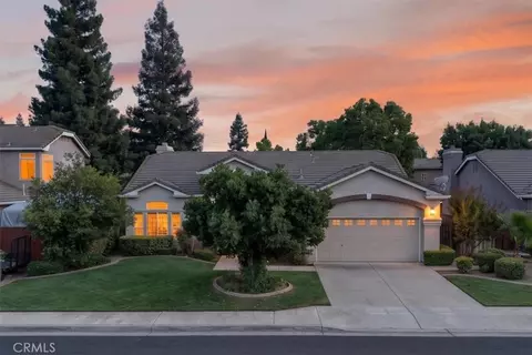 2554 Twain Ave, Clovis, CA 93611