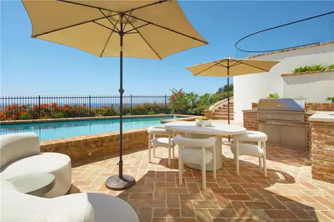 Exterior - 49 Beach View Ave, Dana Point, CA 92629 photo 5 of 8