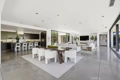 2534 Vista Baya, Newport Beach, CA 92660