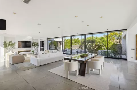 2534 Vista Baya, Newport Beach, CA 92660