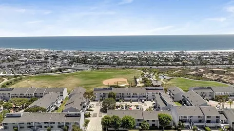 2 Land Fall Ct, Newport Beach, CA 92663