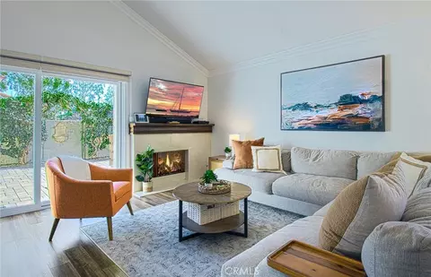 Living - 2541 N River Trl, Orange, CA 92865 photo 3 of 3
