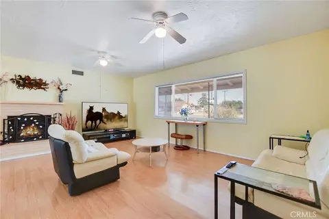 Living - 14347 Willow, Hesperia, CA 92345 photo 1 of 4