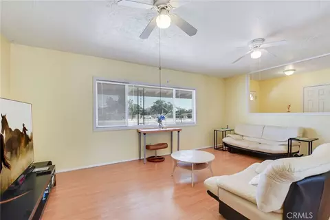 Living - 14347 Willow, Hesperia, CA 92345 photo 3 of 4
