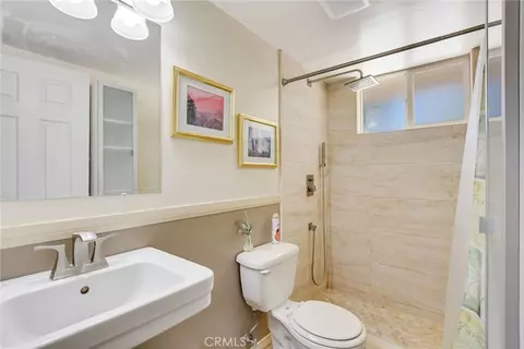 Bath - 14347 Willow, Hesperia, CA 92345 photo 1 of 2