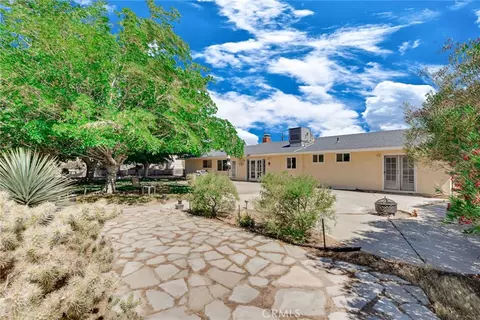 Exterior - 14347 Willow, Hesperia, CA 92345 photo 8 of 11