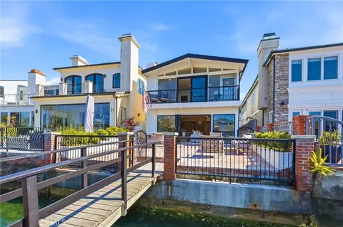 3810 Channel Pl, Newport Beach, CA 92663