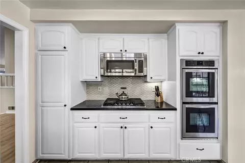 Kitchen - 49 Pinewood, Irvine, CA 92604 photo 3 of 3