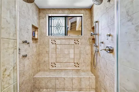 Bath - 49 Pinewood, Irvine, CA 92604 photo 2 of 5