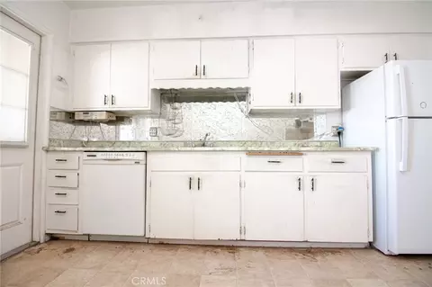 Kitchen - 414 W C, Brawley, CA 92227 photo 1 of 5