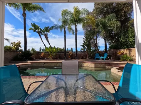 21865 Jinetes, Mission Viejo, CA 92691