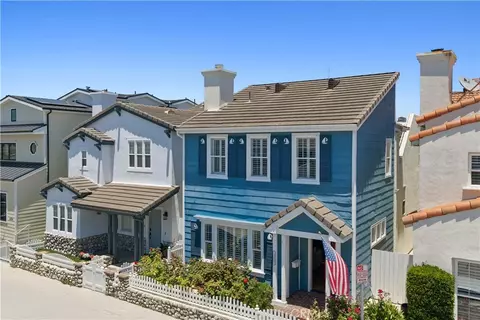 428 E Bay Ave, Newport Beach, CA 92661