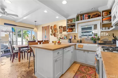 Kitchen - 53 Surfside, Surfside, CA 90743 photo 3 of 4