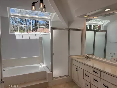 Bath - 8239 E Star Pne, Orange, CA 92869 photo 4 of 5