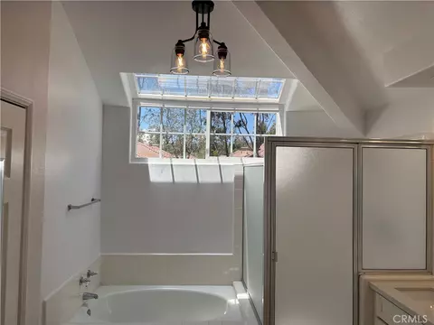 Bath - 8239 E Star Pne, Orange, CA 92869 photo 3 of 5