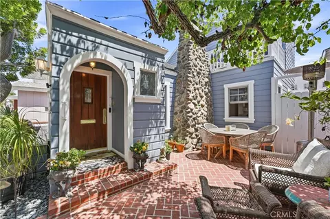 1617 E Balboa Blvd, Newport Beach, CA 92661