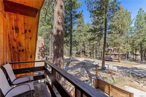 Exterior - 1104 Robinhood, Big Bear City, CA 92314 photo 2 of 5