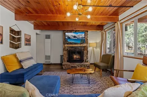 Living - 1104 Robinhood, Big Bear City, CA 92314 photo 4 of 4