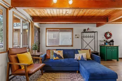Living - 1104 Robinhood, Big Bear City, CA 92314 photo 3 of 4