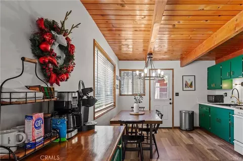 Dining - 1104 Robinhood, Big Bear City, CA 92314 photo 1 of 2