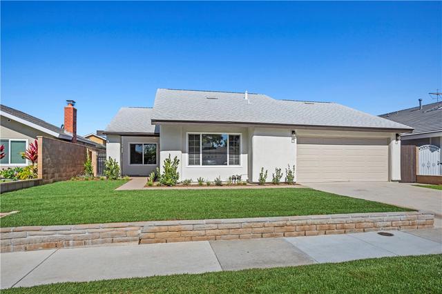 3209 S Diamond, Santa Ana, CA 92704