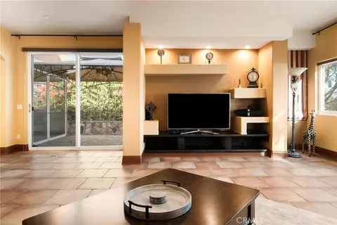 Living - 3838 Foxglove, Fallbrook, CA 92028 photo 2 of 4