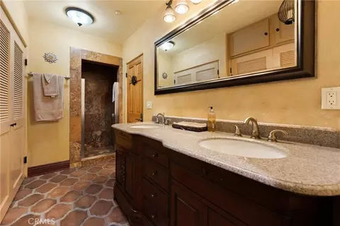Bath - 3838 Foxglove, Fallbrook, CA 92028 photo 7 of 10