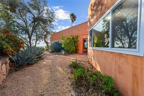 Exterior - 3838 Foxglove, Fallbrook, CA 92028 photo 6 of 8