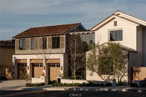 8 Cherry Hls, Newport Beach, CA 92660