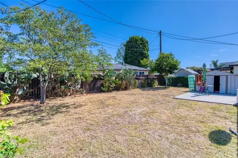 Exterior - 903 Willow Dr, Brea, CA 92821 photo 3 of 3