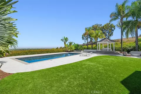 Exterior - 21 Chester, Irvine, CA 92603 photo 4 of 20