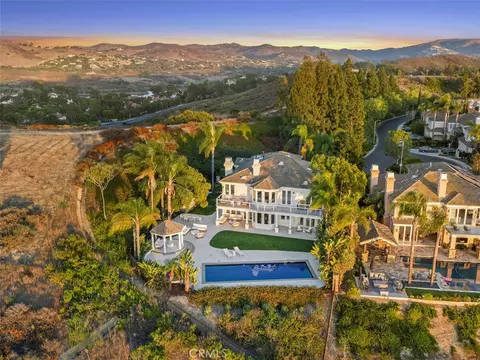 View/Area - 21 Chester, Irvine, CA 92603 photo 10 of 16