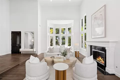 Living - 21 Chester, Irvine, CA 92603 photo 8 of 11