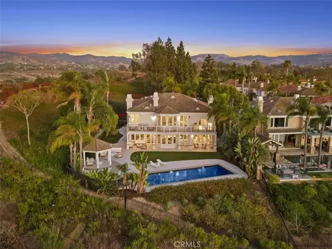 View/Area - 21 Chester, Irvine, CA 92603 photo 3 of 16