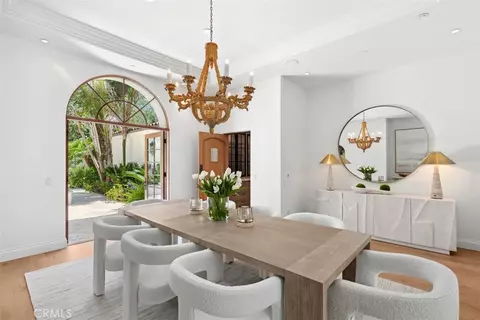 Dining - 31 Black Hawk, Irvine, CA 92603 photo 3 of 4