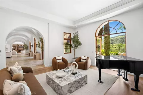 Living - 31 Black Hawk, Irvine, CA 92603 photo 2 of 2