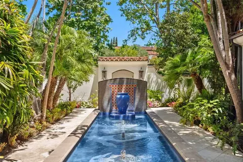 Exterior - 31 Black Hawk, Irvine, CA 92603 photo 6 of 15