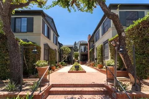 1235 S Beverly Glen Blvd, Los Angeles, CA 90024