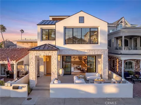 207 43rd St, Newport Beach, CA 92663