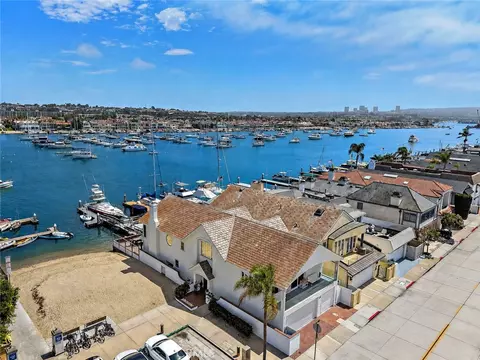 1444 W Bay Ave, Newport Beach, CA 92661