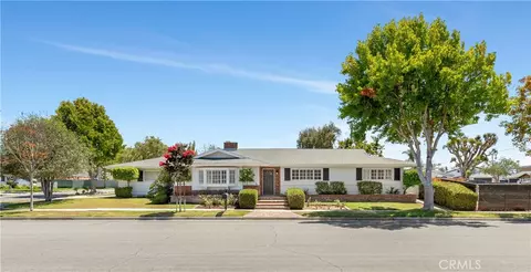 1644 Aliso Ave, Costa Mesa, CA 92627