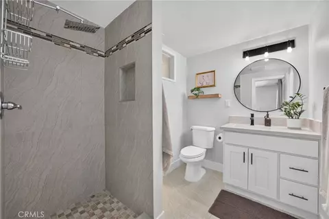 Bath - 3124 Trinity, Costa Mesa, CA 92626 photo 1 of 3