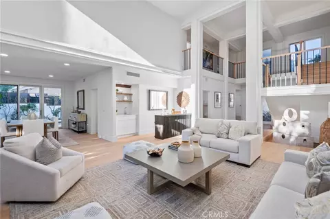 25 Rue Grand Ducal, Newport Beach, CA 92660