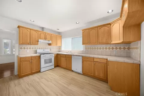 Kitchen - 1068 E 9th St, Upland, CA 91786 photo 1 of 2
