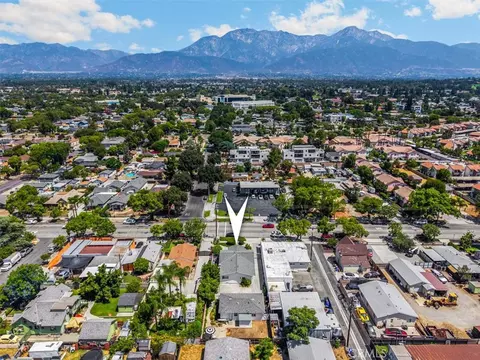 View/Area - 1068 E 9th St, Upland, CA 91786 photo 2 of 2