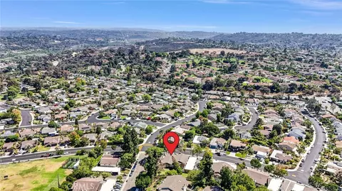 View/Area - 1940 Park Dl, Encinitas, CA 92024 photo 2 of 10