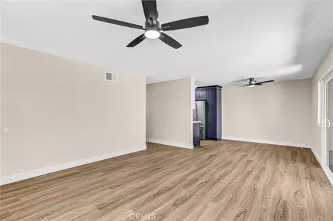 Living - 1940 Park Dl, Encinitas, CA 92024 photo 5 of 6