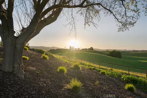 Exterior - 35 Wellsona Rd, Paso Robles, CA 93446 photo 11 of 11