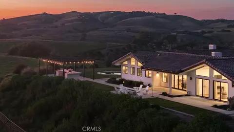 Exterior - 35 Wellsona Rd, Paso Robles, CA 93446 photo 9 of 11